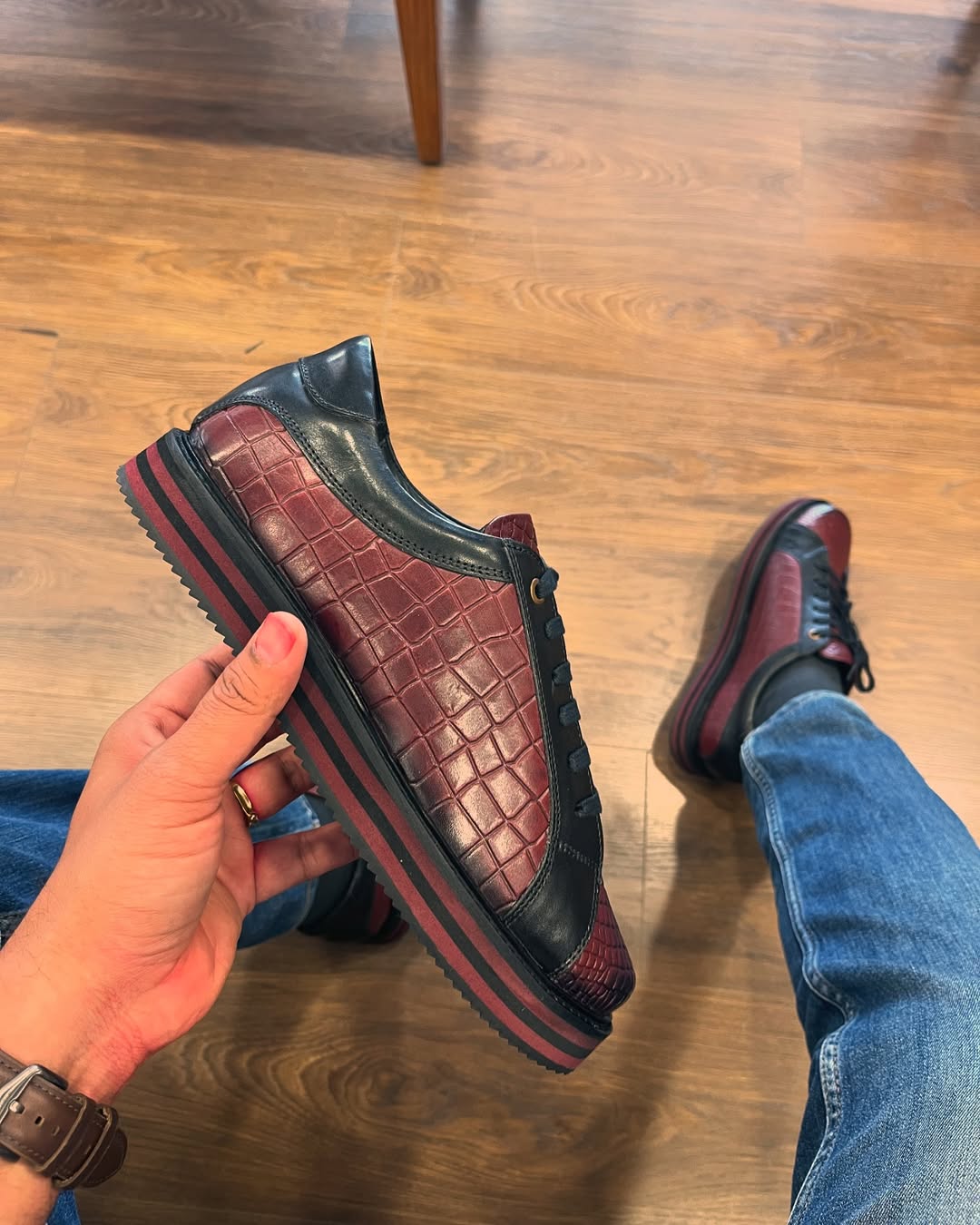 Luxury Croc-Embossed Leather Sneakers – Black & Burgundy