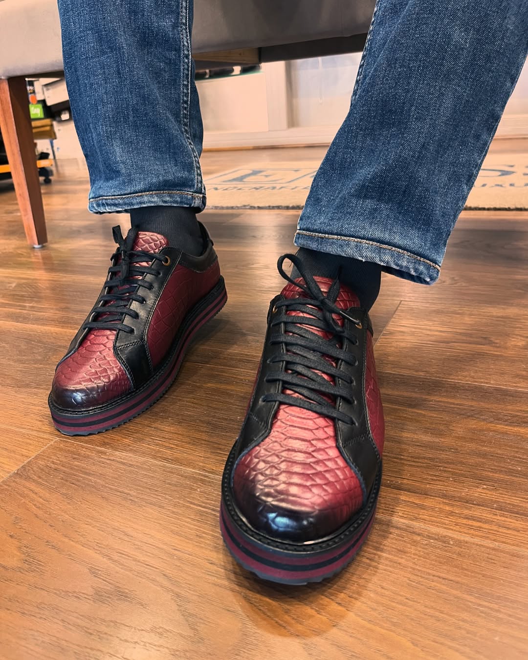Luxury Croc-Embossed Leather Sneakers – Black & Burgundy