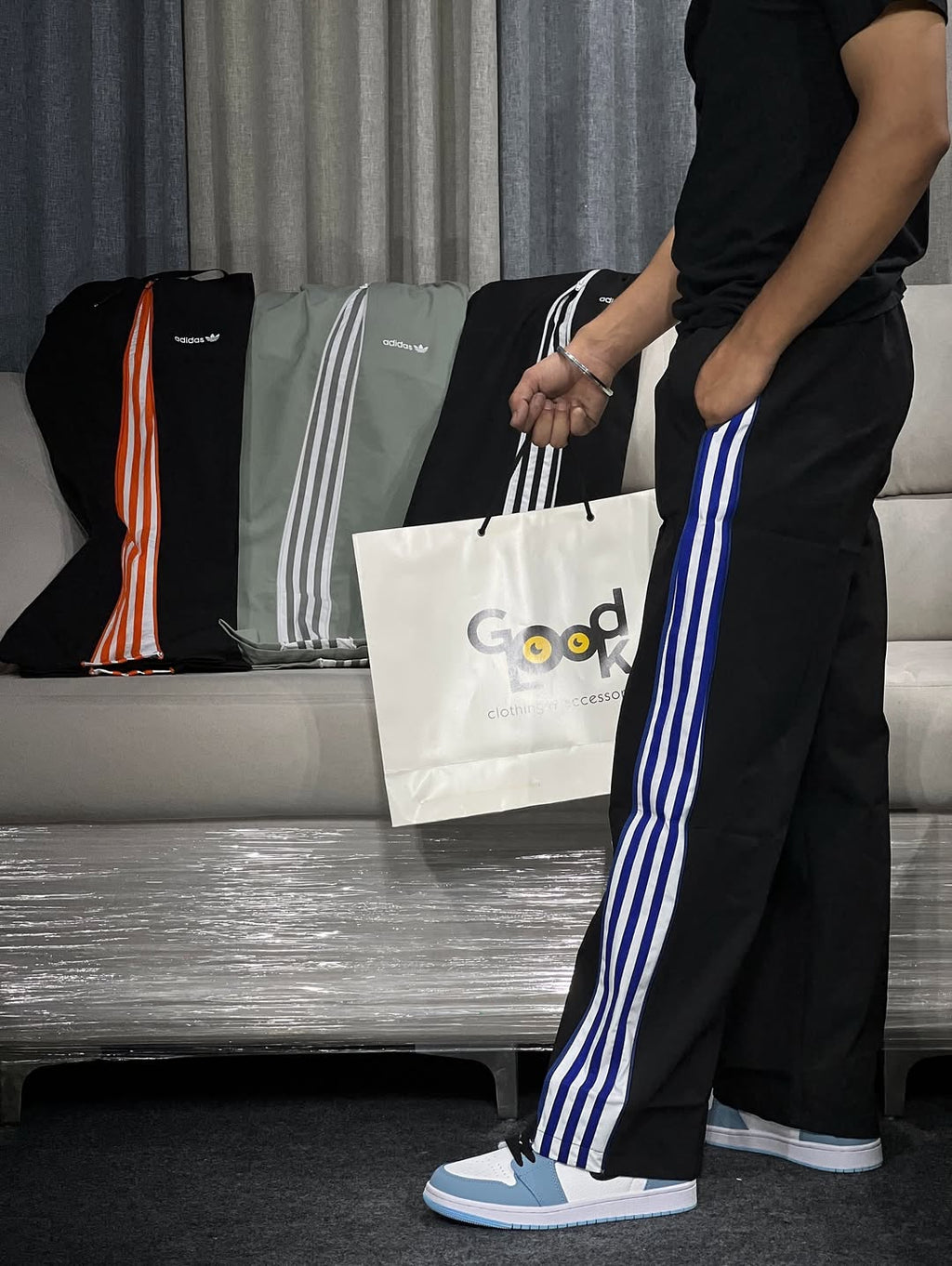 Men’s Inspired Track Pants with Side Stripes – Dual Color Options